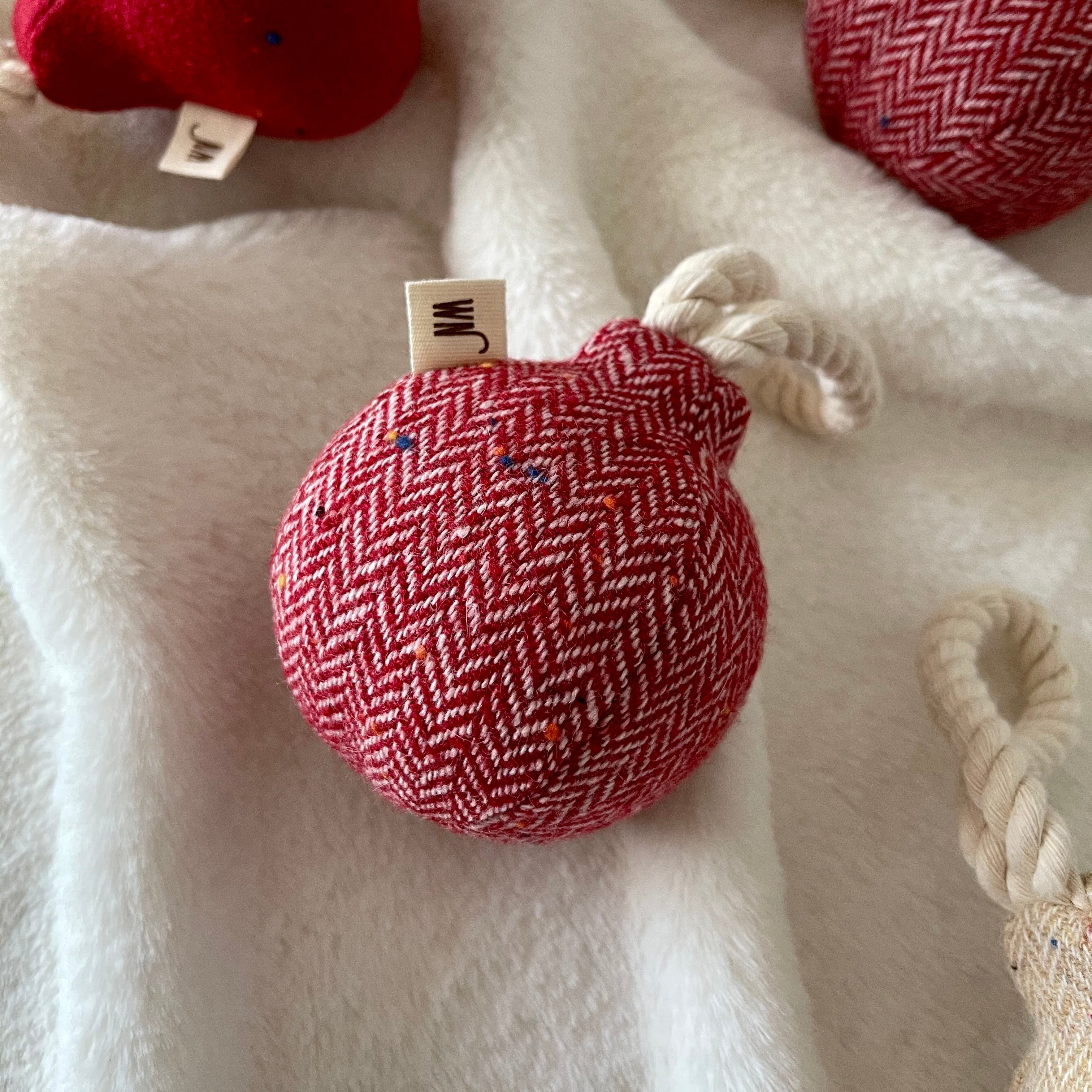 Ornament 1 (pre-order)