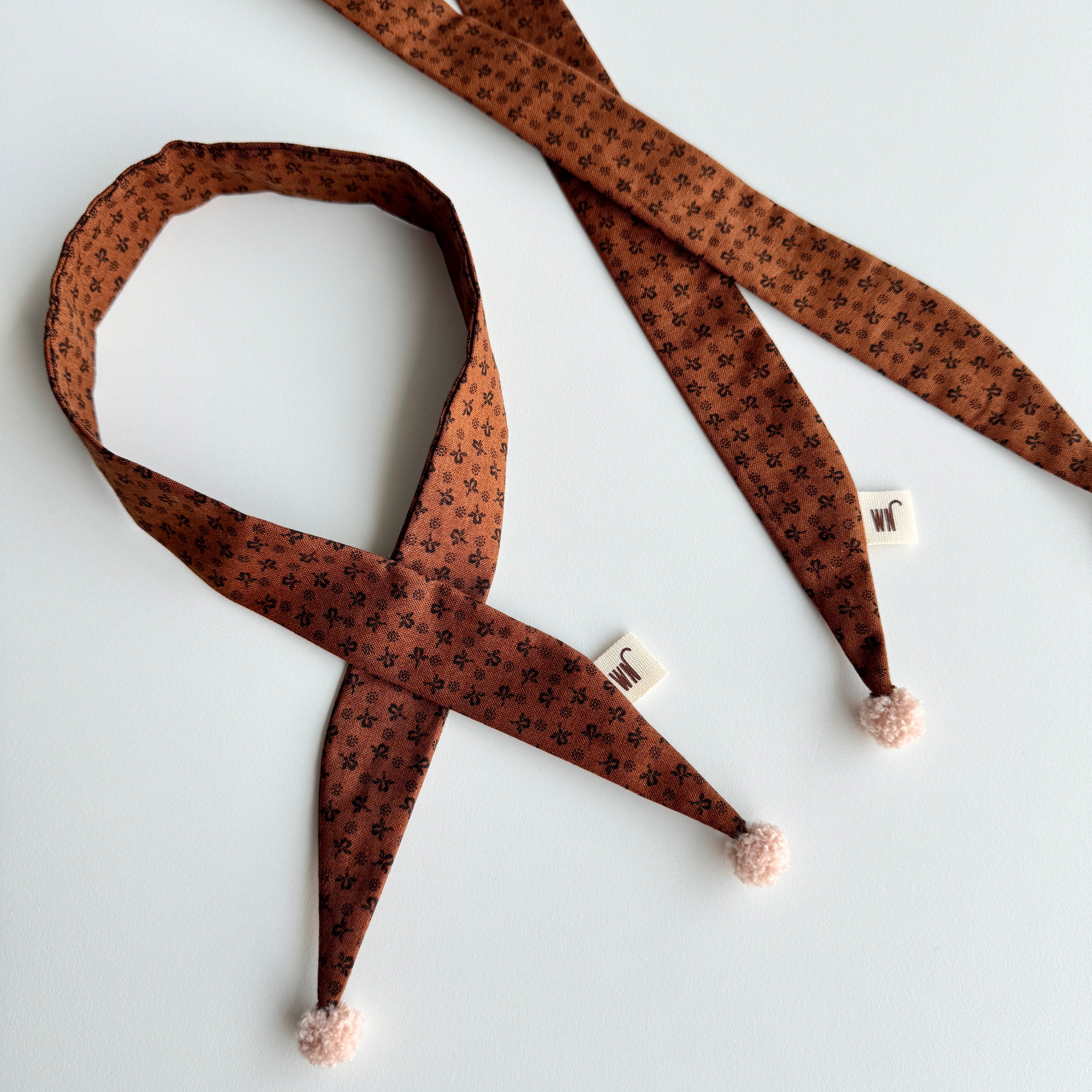 Nut Scarf