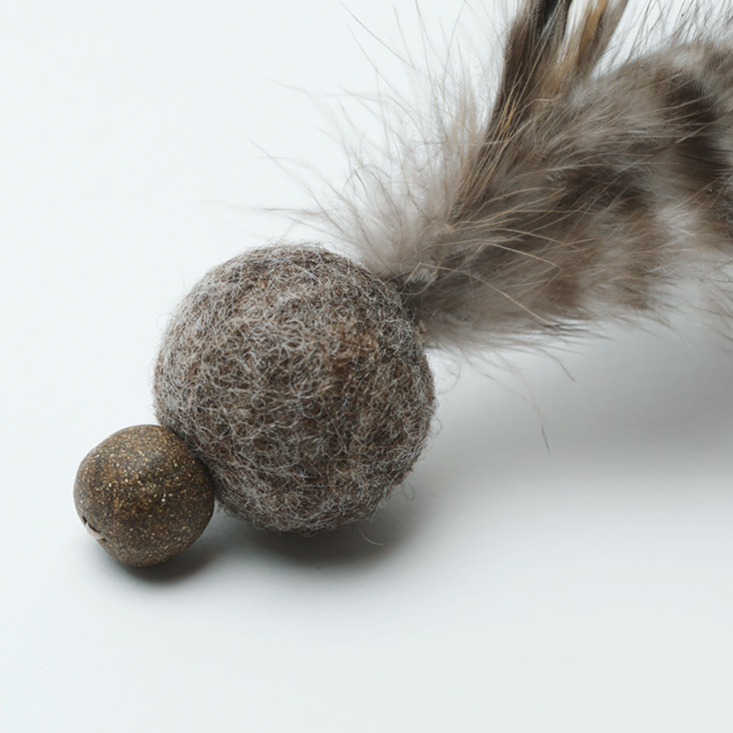Feather Ball